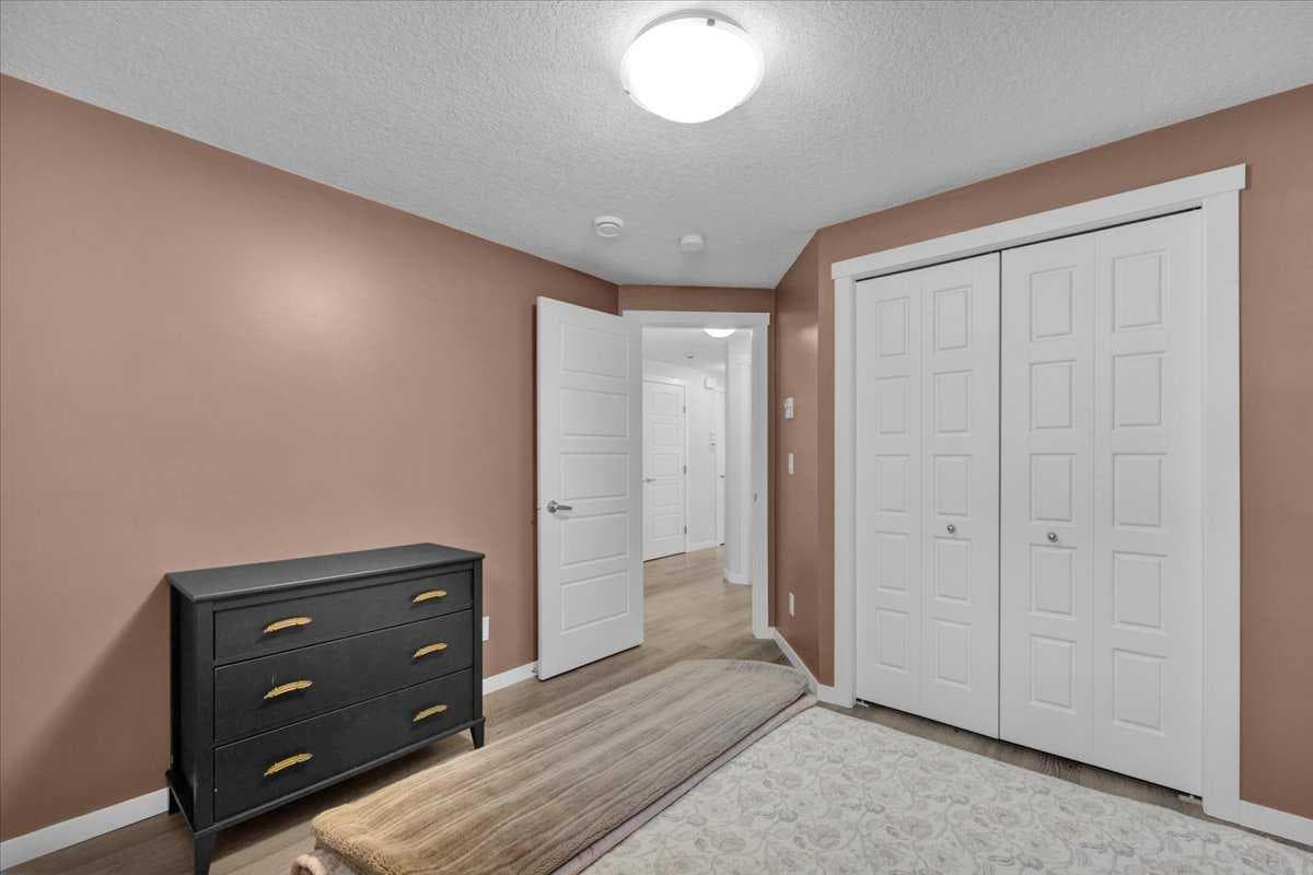 216, 474 Seton Circle SE