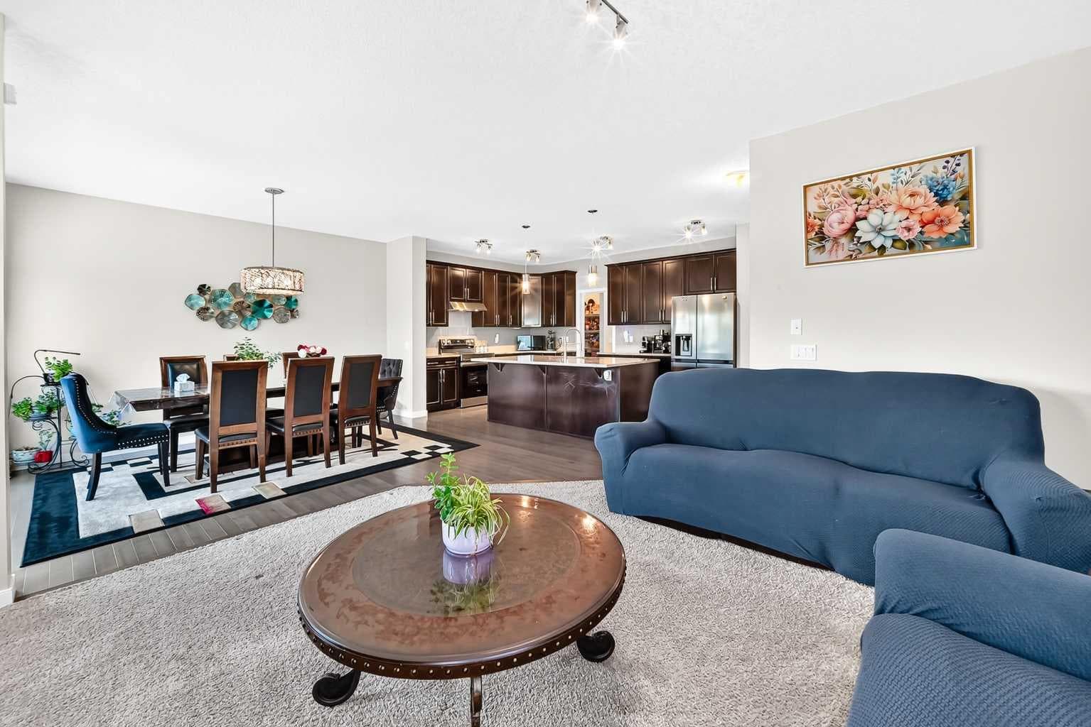 56 PANATELLA Parade NW