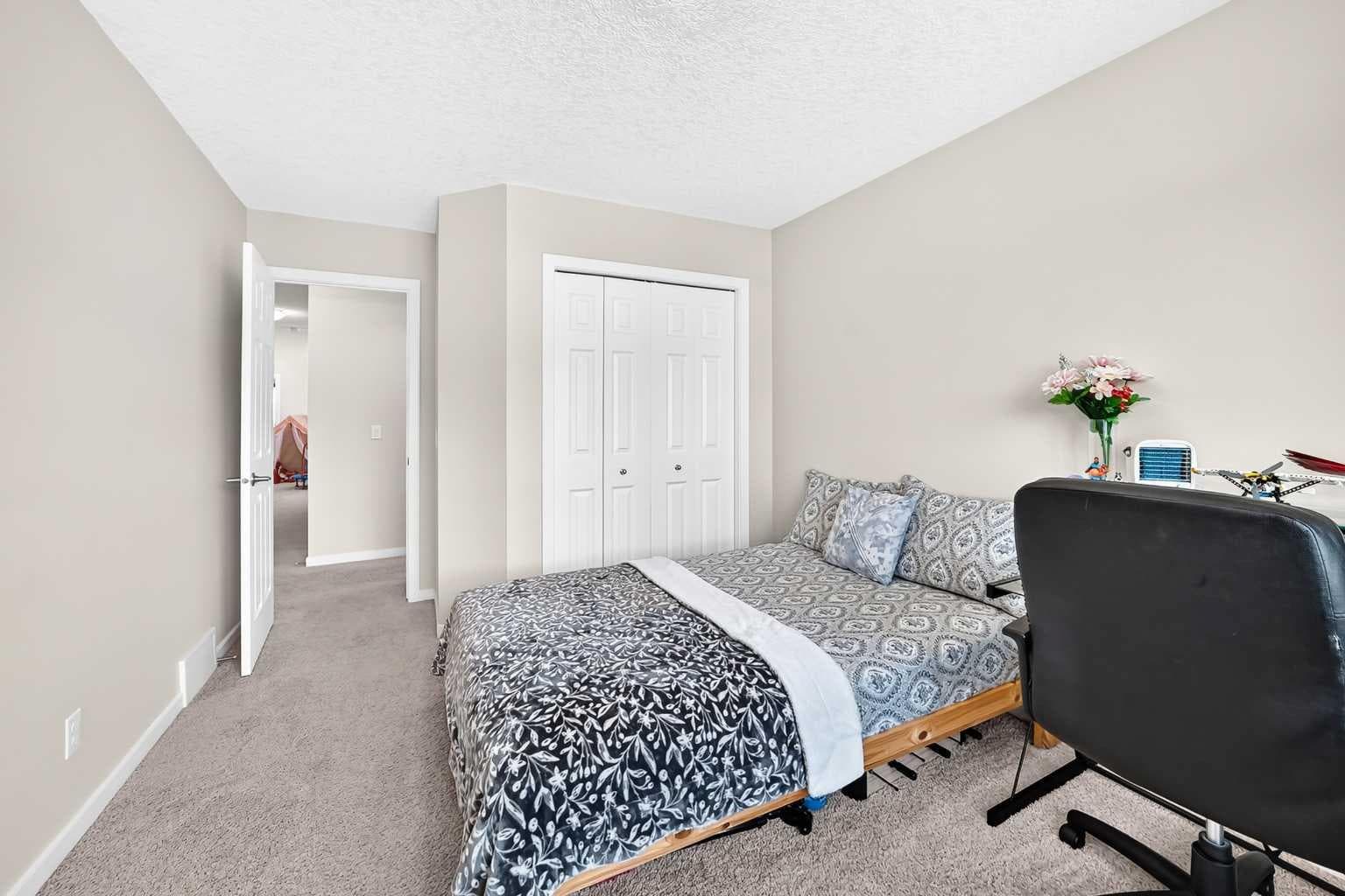 56 PANATELLA Parade NW