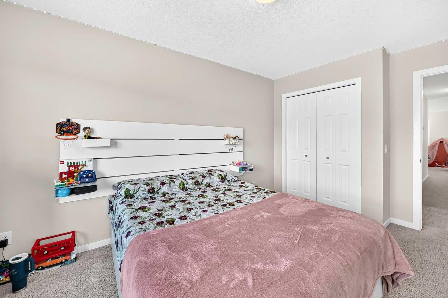 56 PANATELLA Parade NW