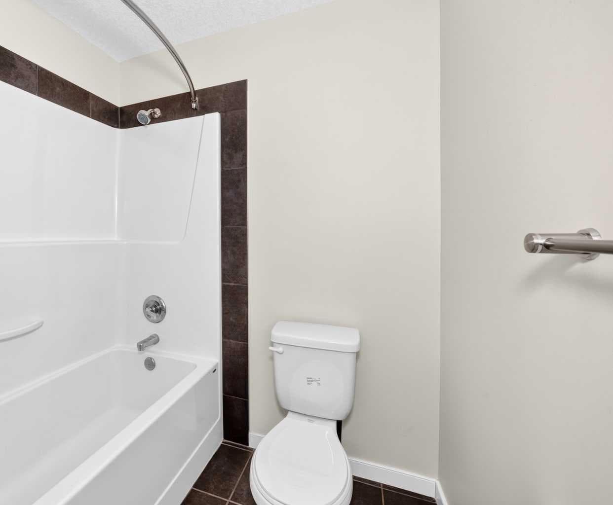 56 PANATELLA Parade NW