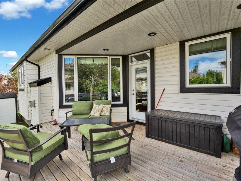 147 Cove Place 