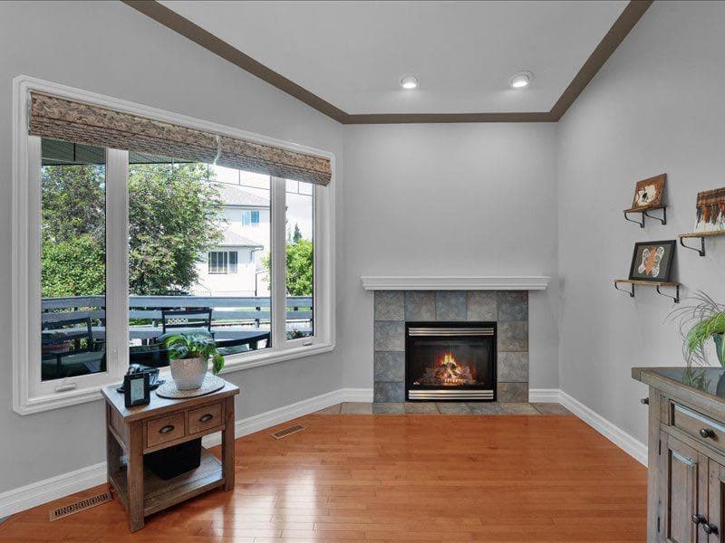 147 Cove Place 
