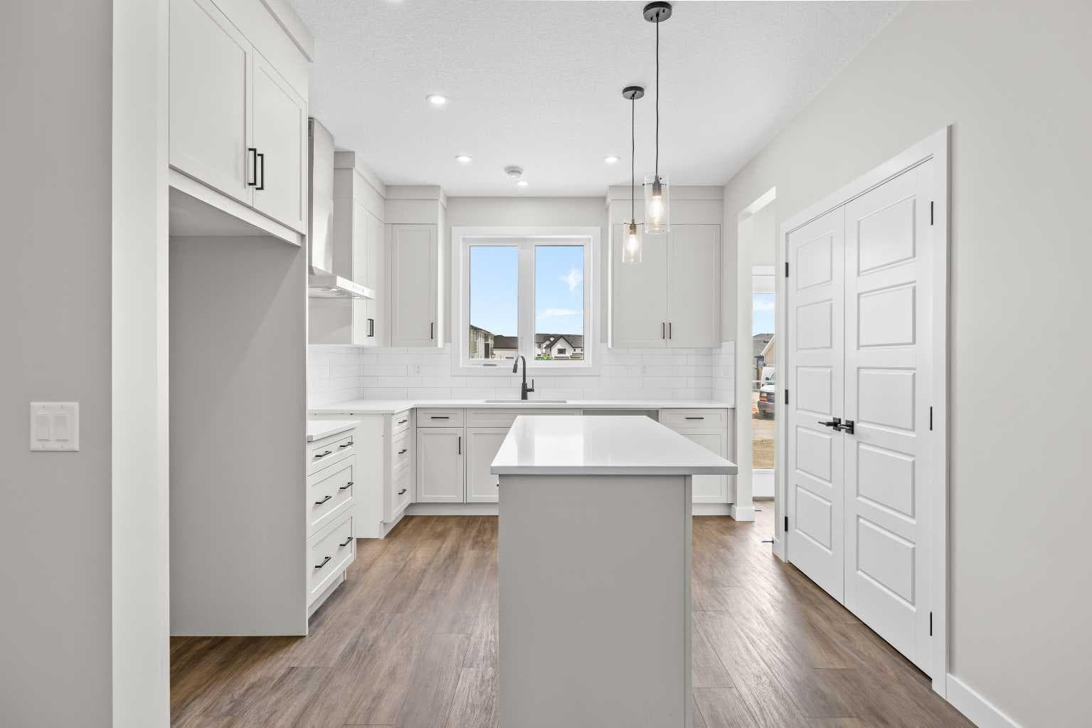 72 Amblefield View NW