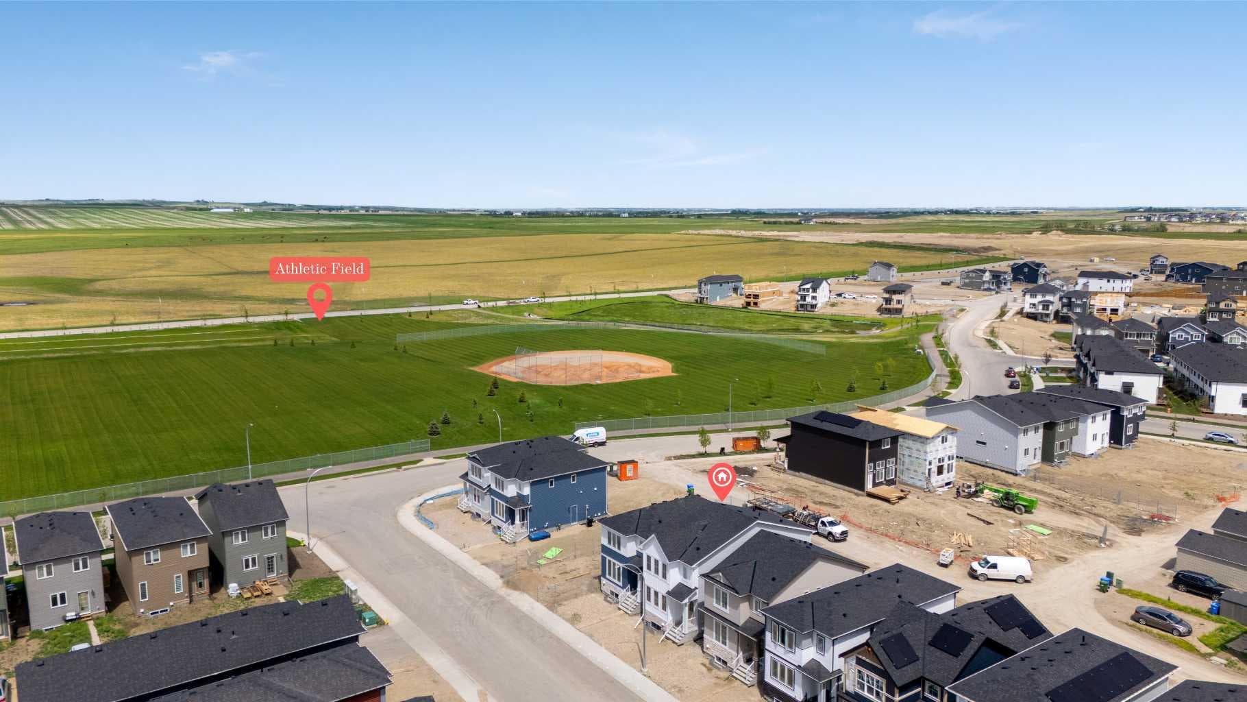 72 Amblefield View NW
