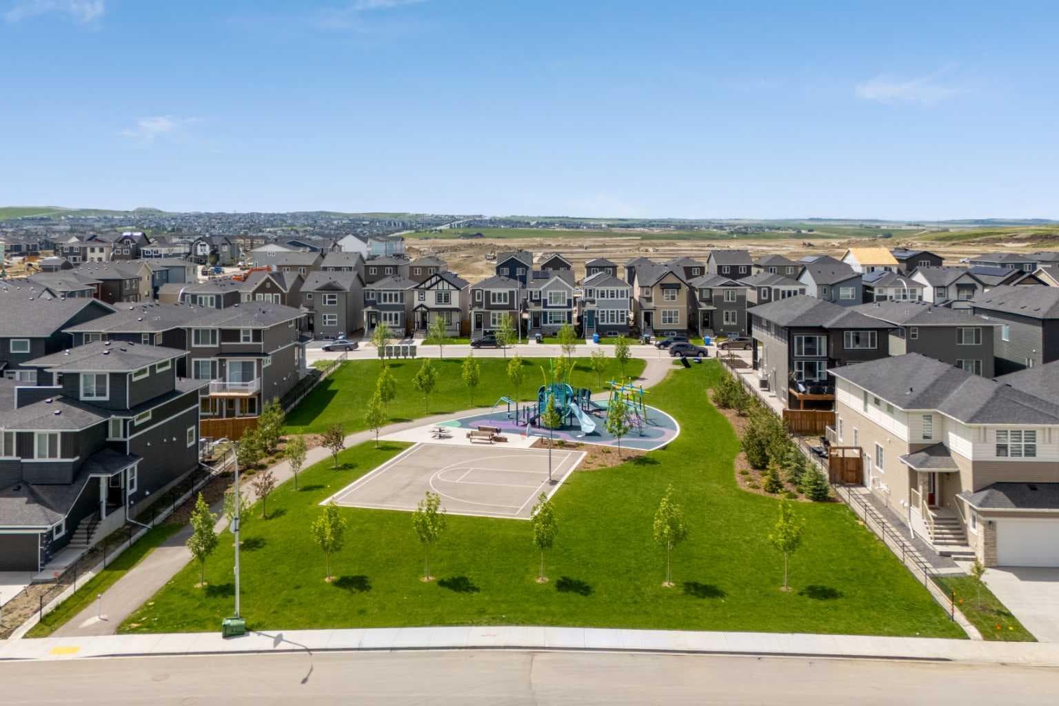 72 Amblefield View NW