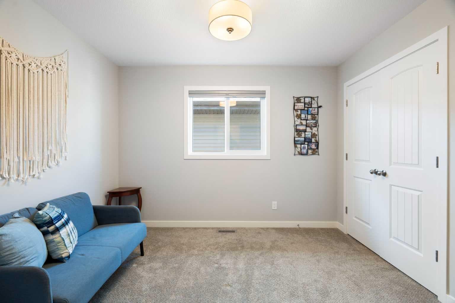 642 Kingsmere Way SE