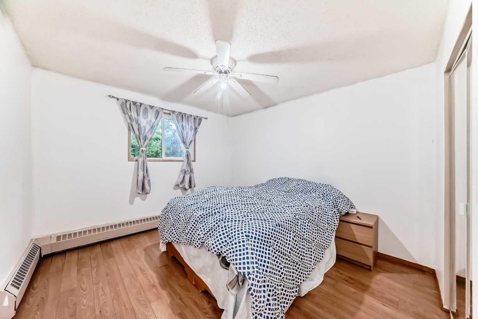 105, 21 Dover Point SE
