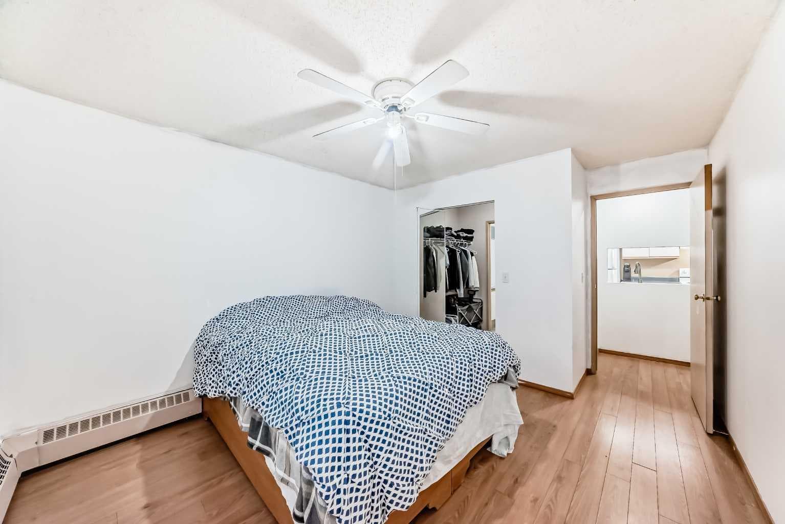 105, 21 Dover Point SE