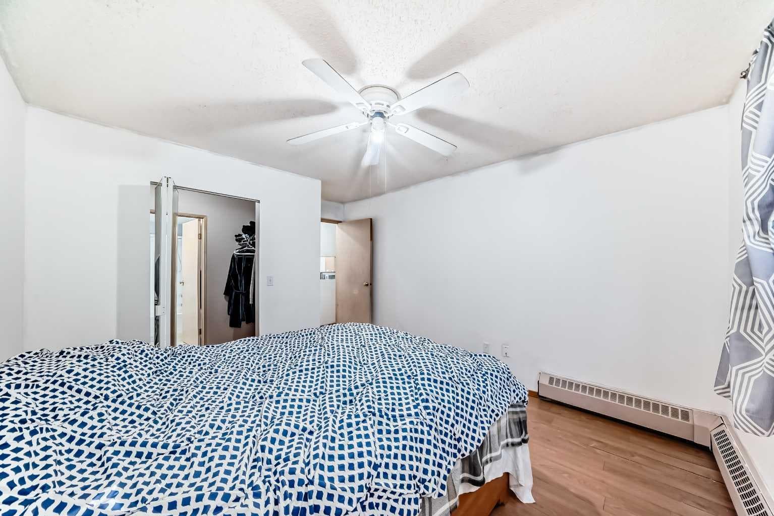 105, 21 Dover Point SE