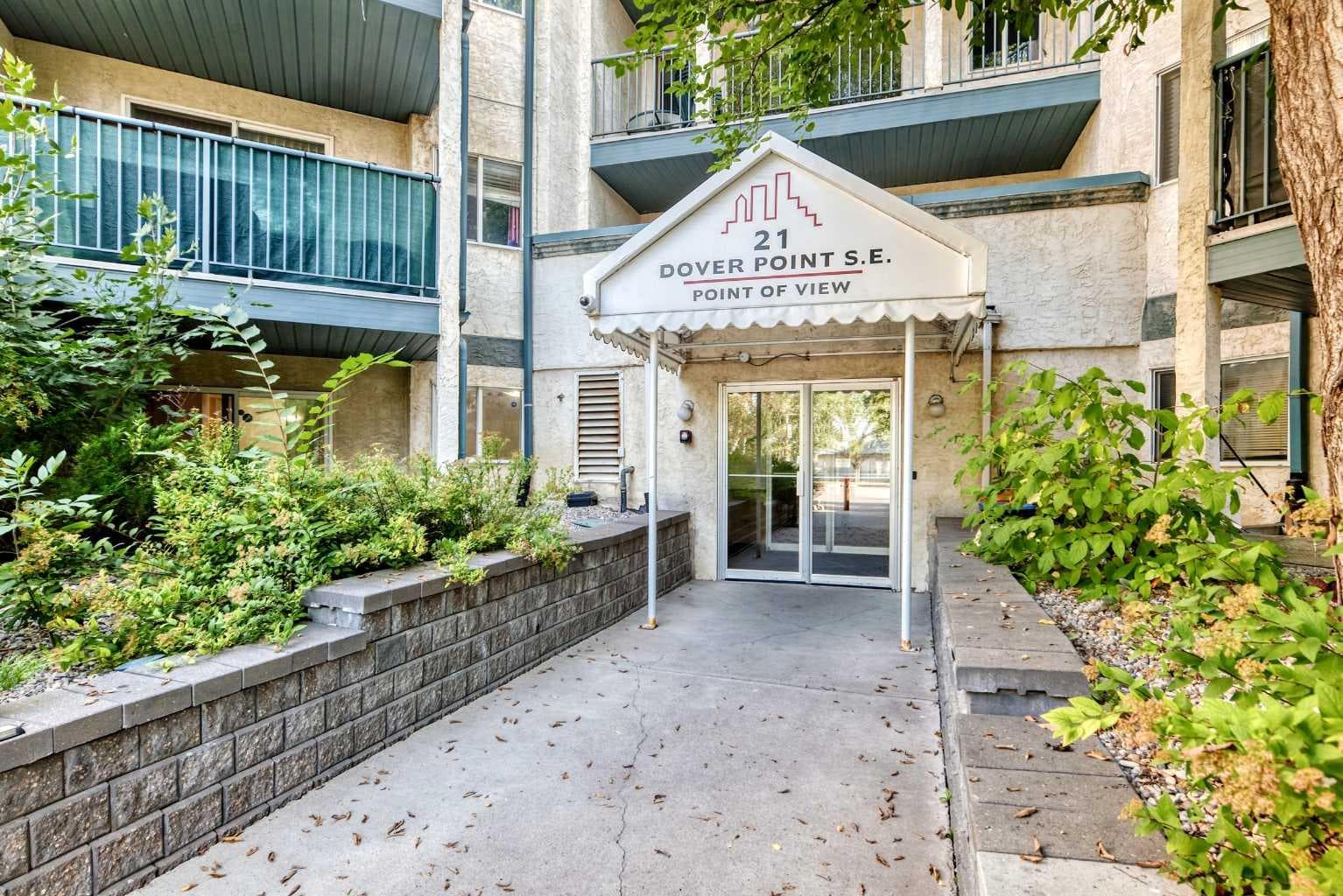 105, 21 Dover Point SE