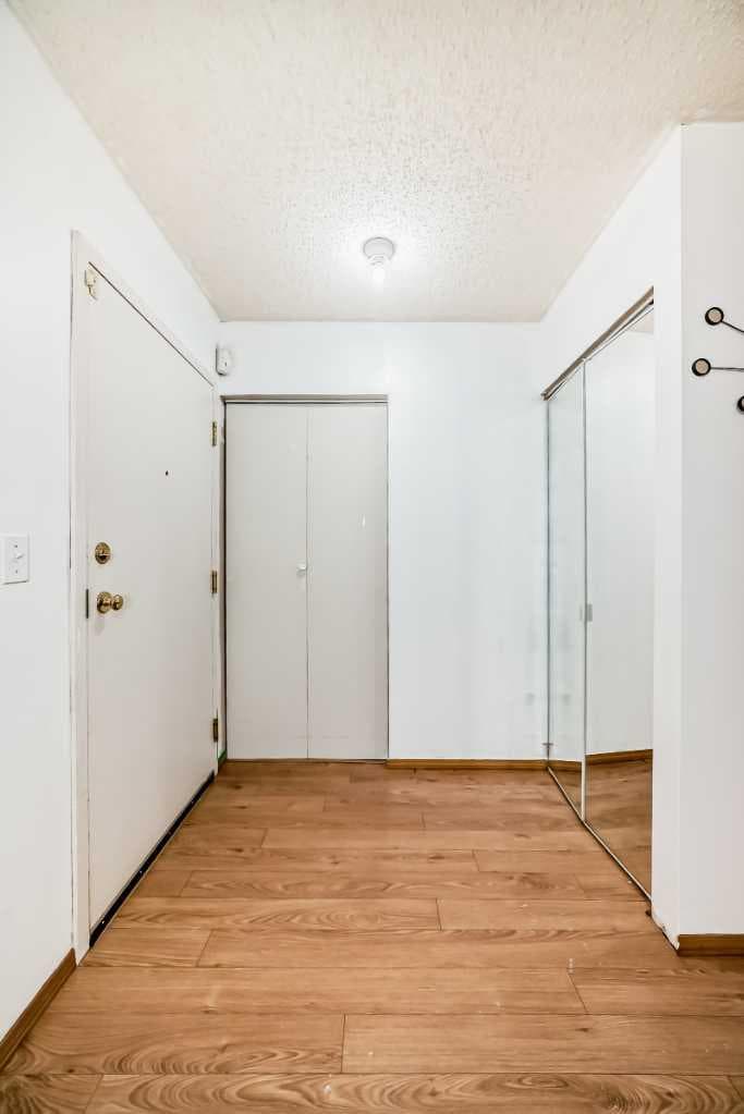 105, 21 Dover Point SE