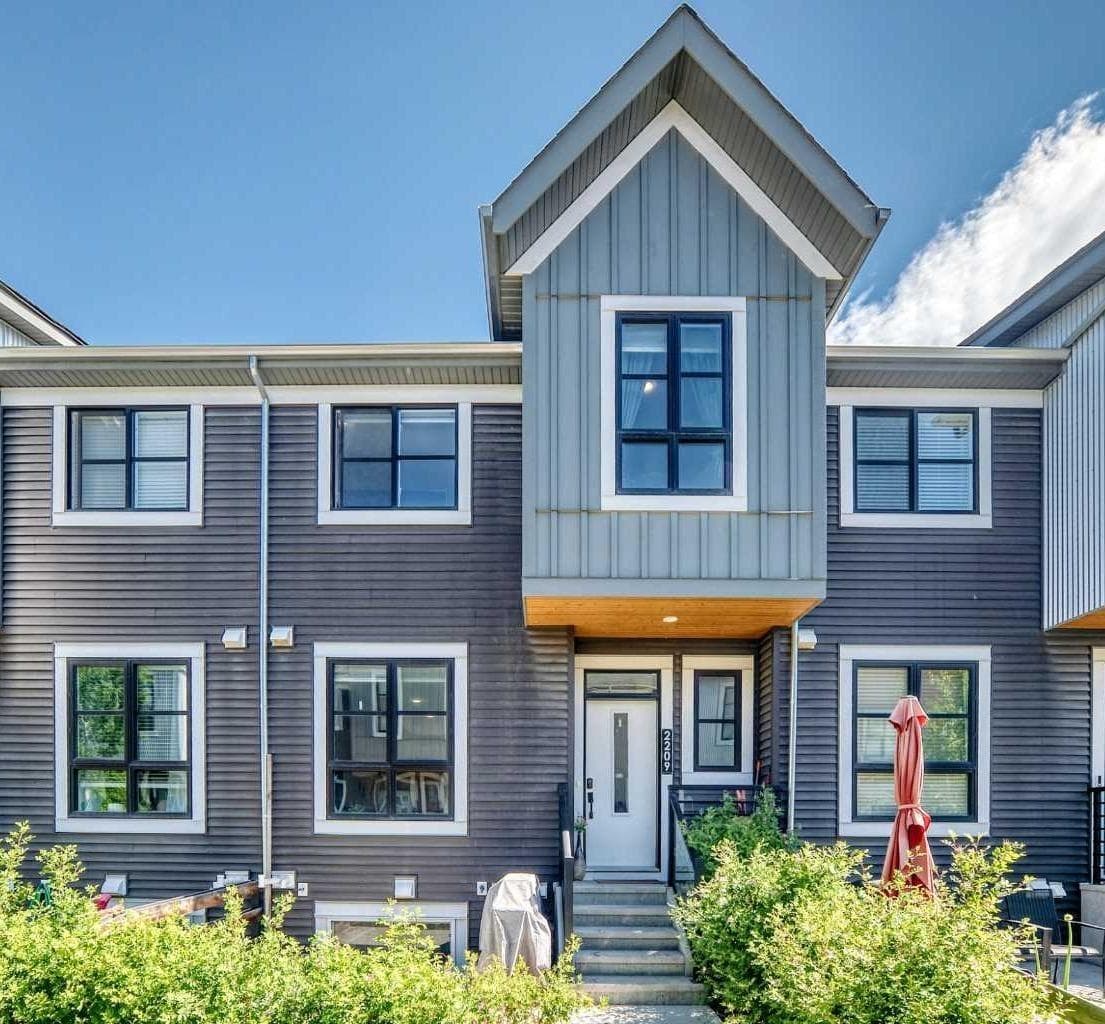 2209, 100 Walgrove Court SE