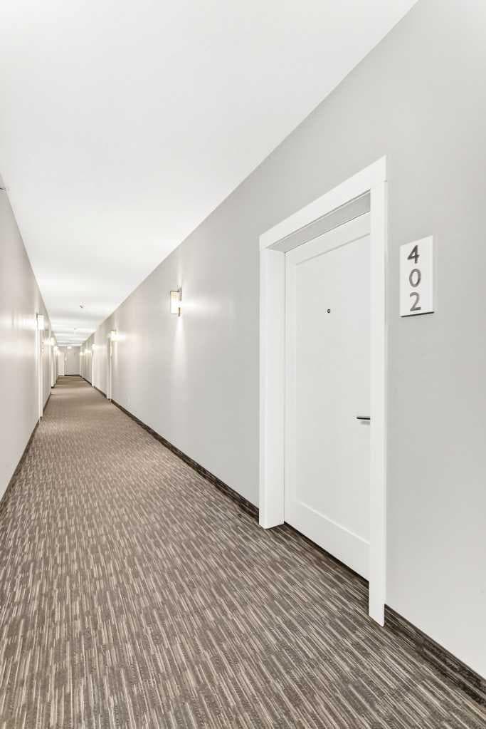 402, 300 Auburn Meadows Common SE
