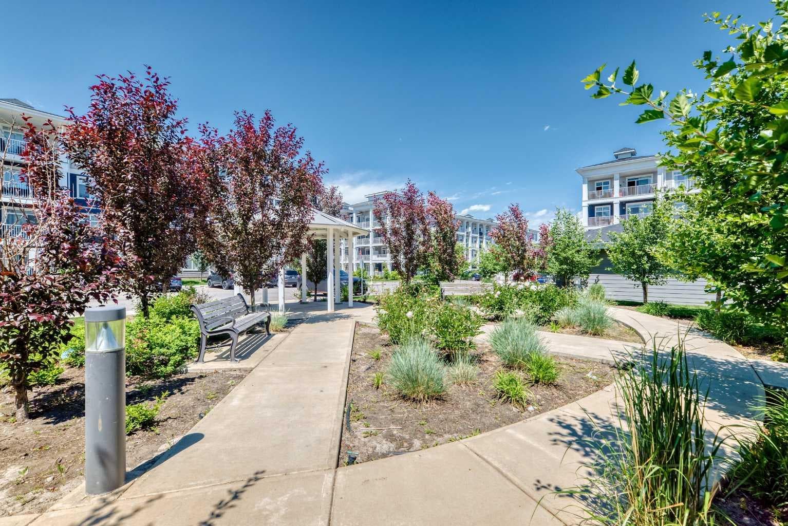 402, 300 Auburn Meadows Common SE