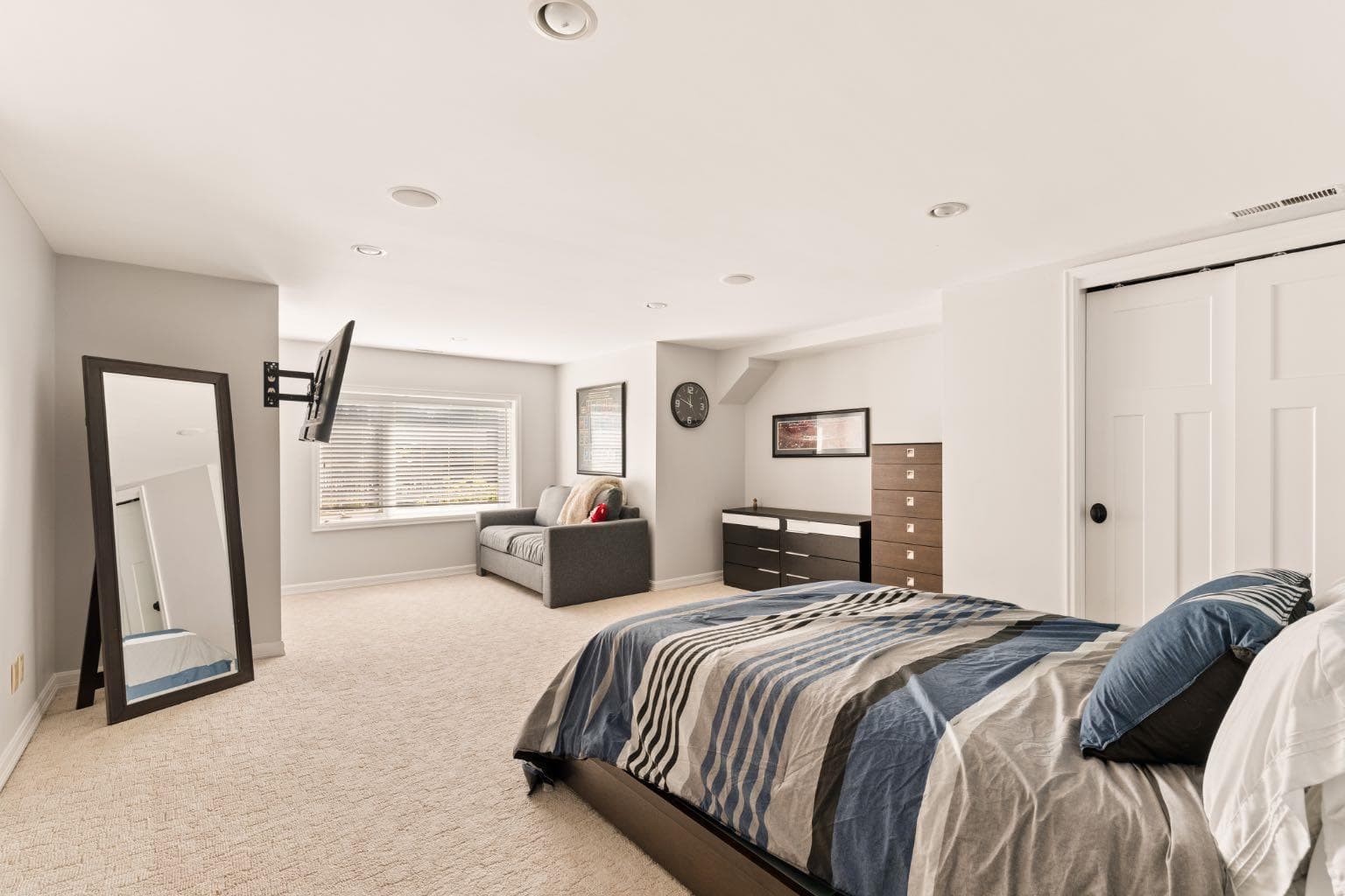 120 Lake Placid Green SE