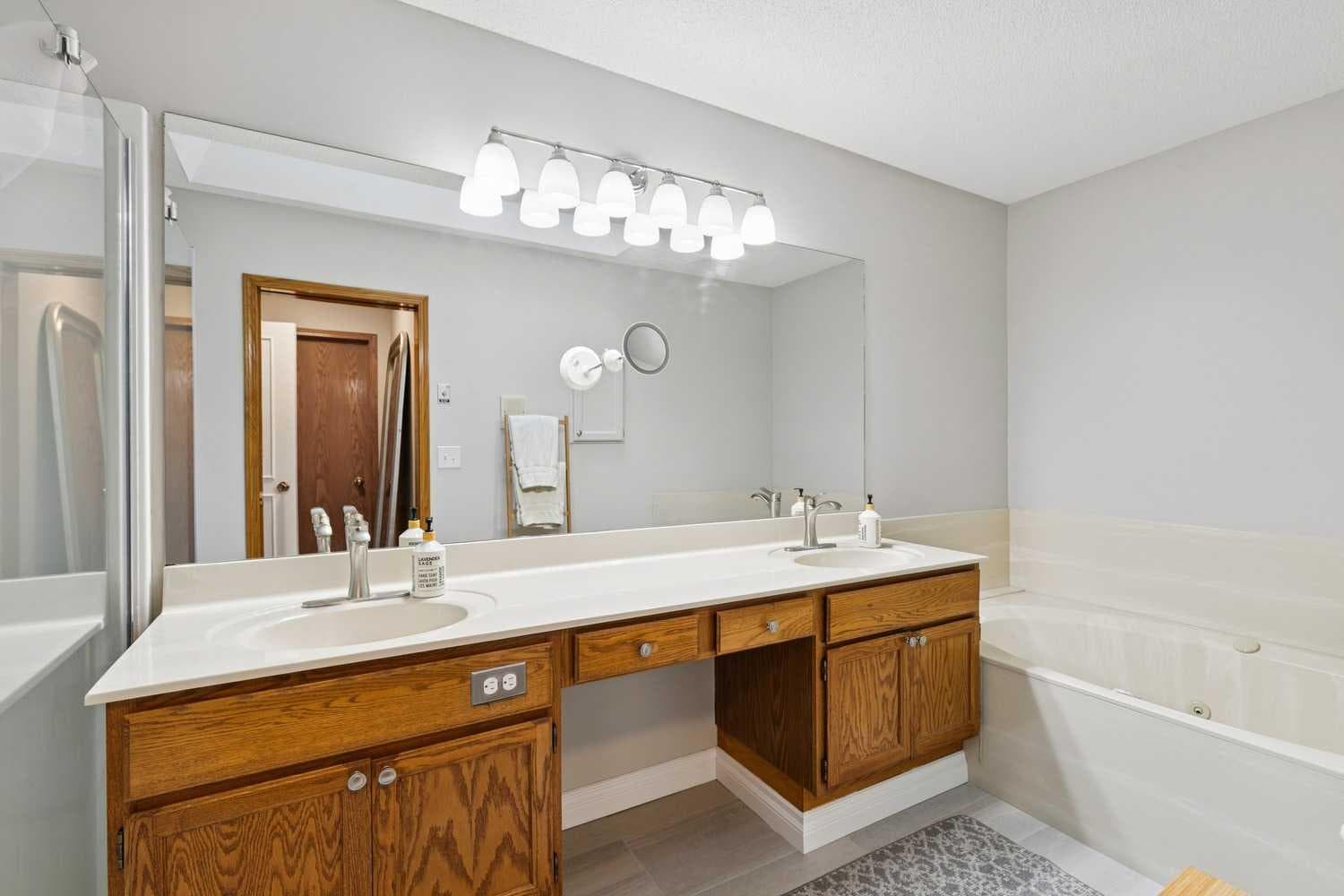 131 Shawnee Manor SW
