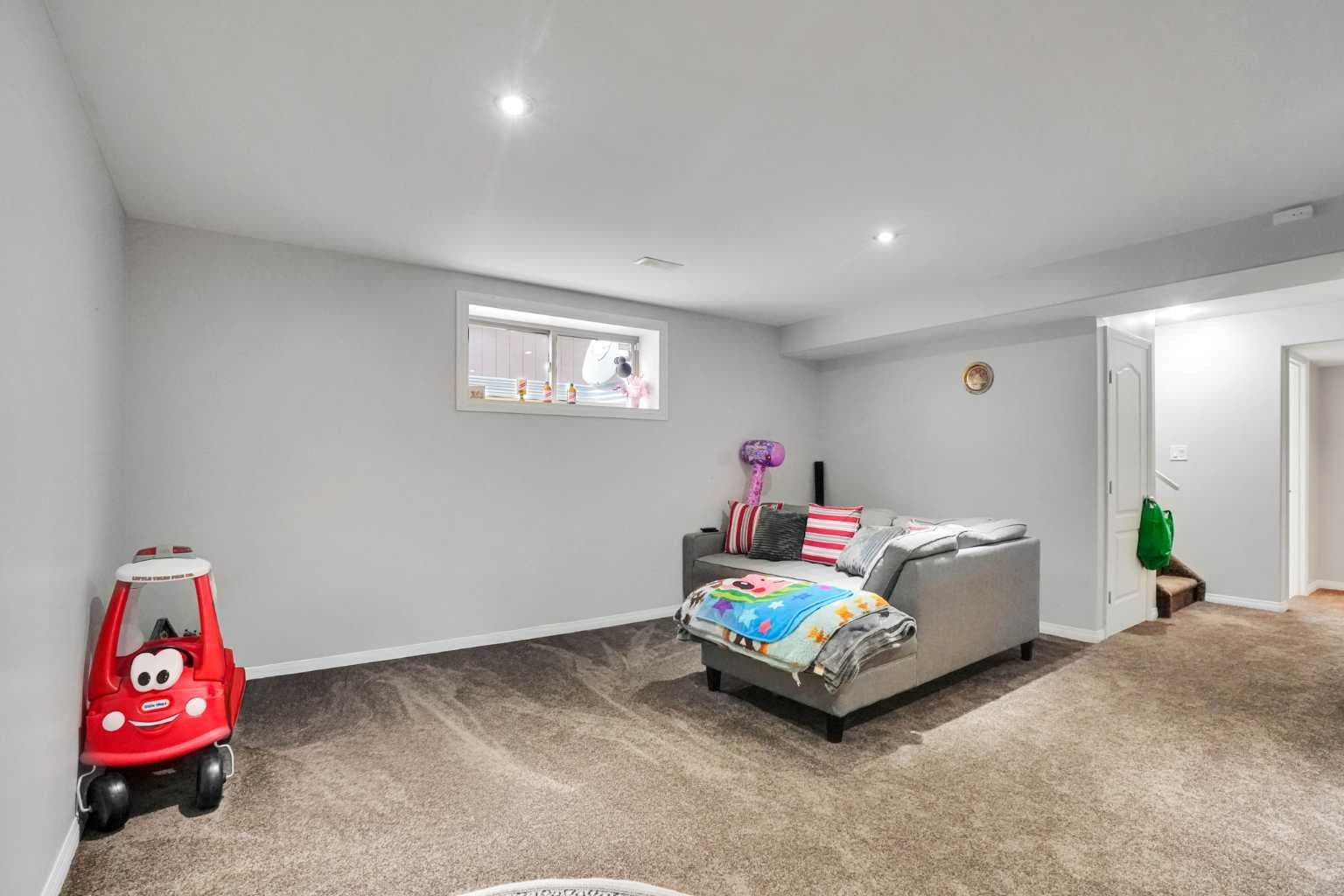 27 Brightoncrest Common SE