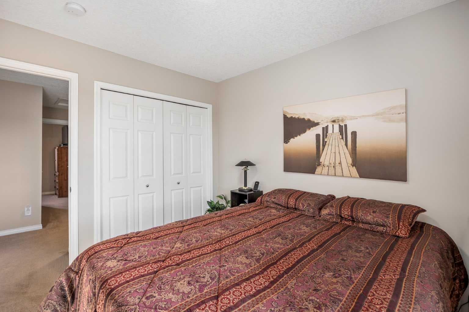 604, 620 Luxstone Landing SW