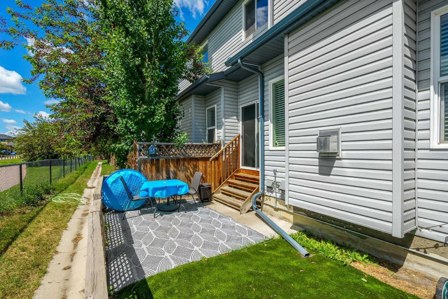 604, 620 Luxstone Landing SW