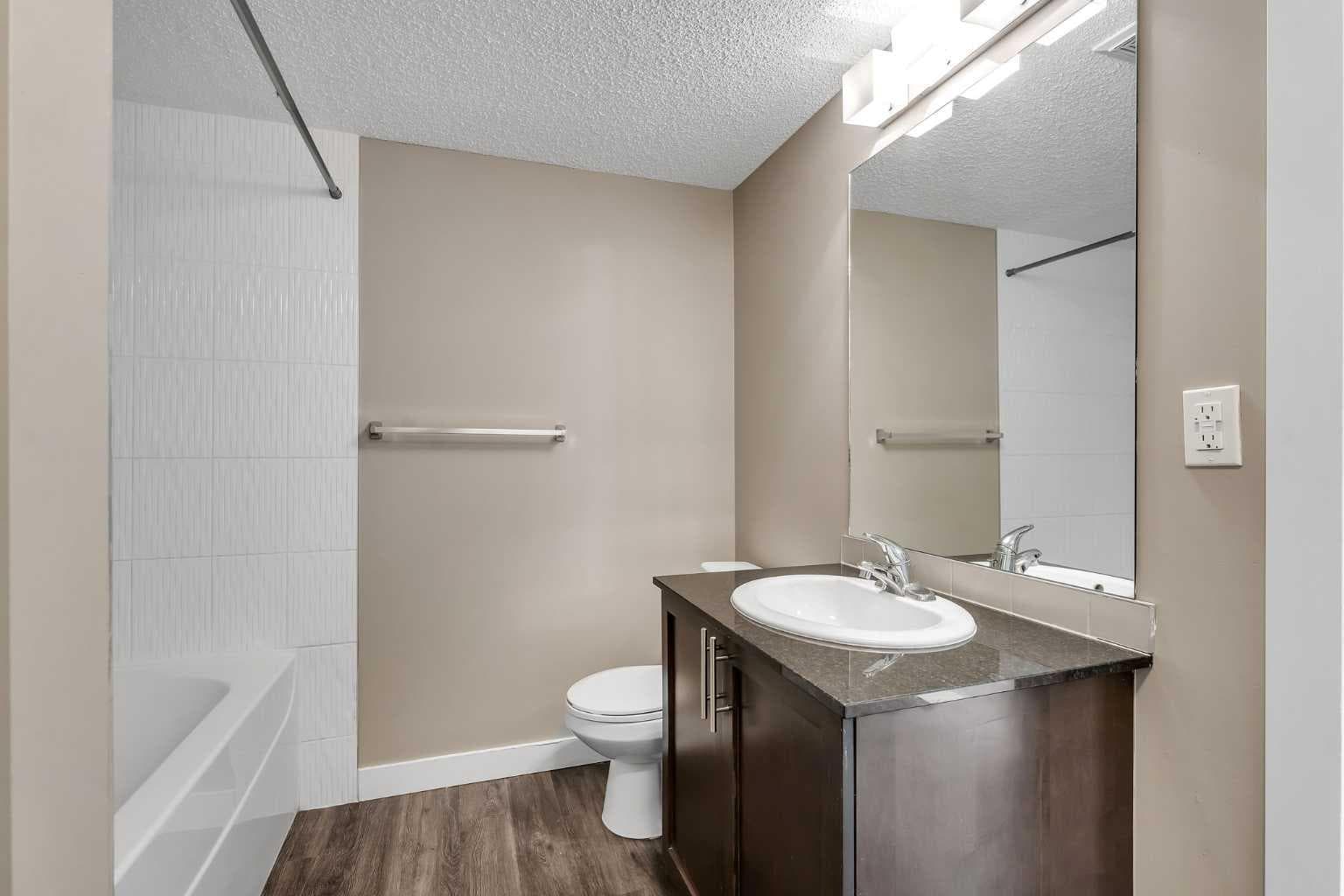 312, 10 Kincora Glen Park NW