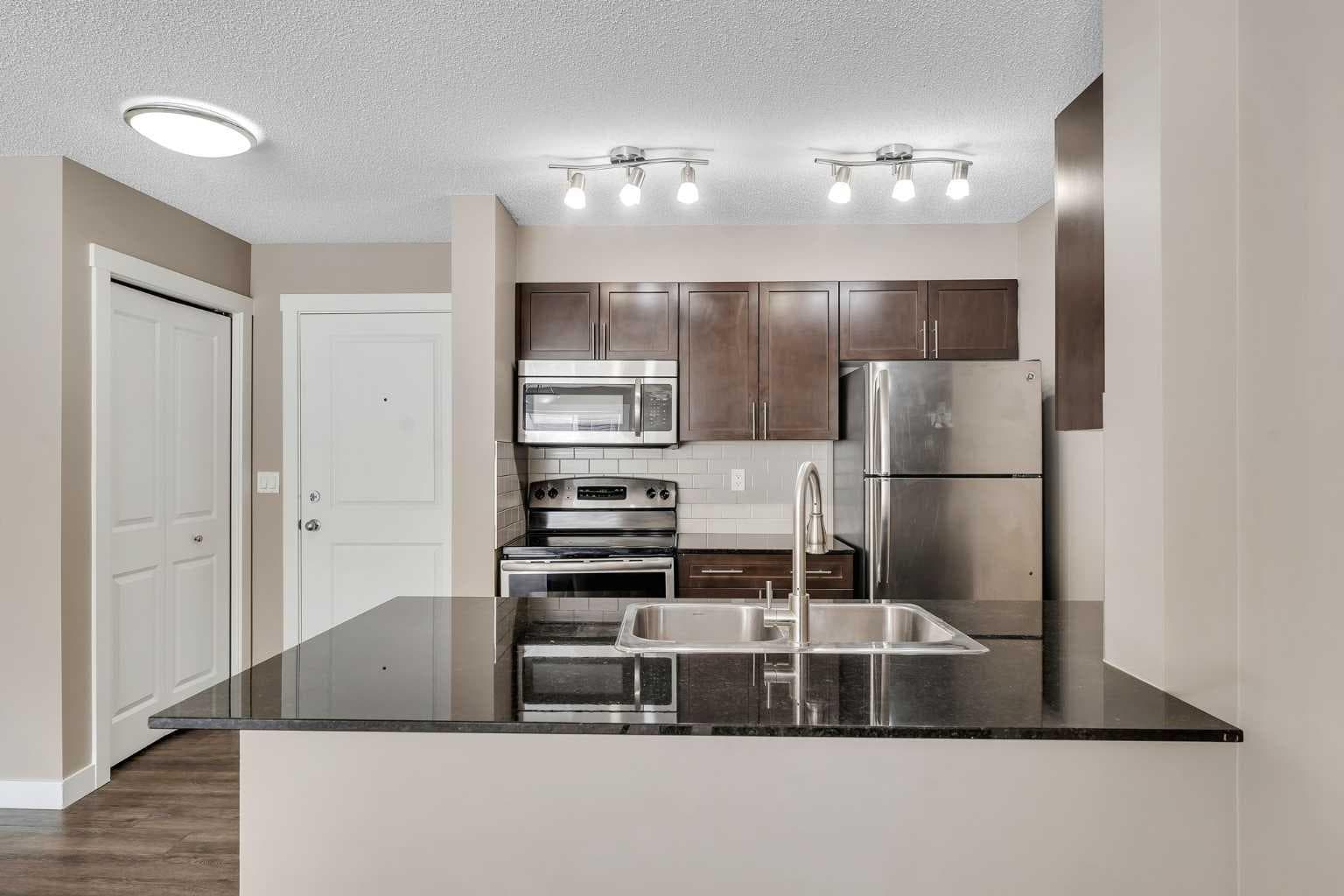 312, 10 Kincora Glen Park NW