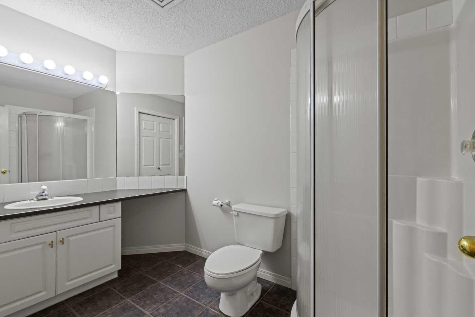 207, 2419 Erlton Road SW
