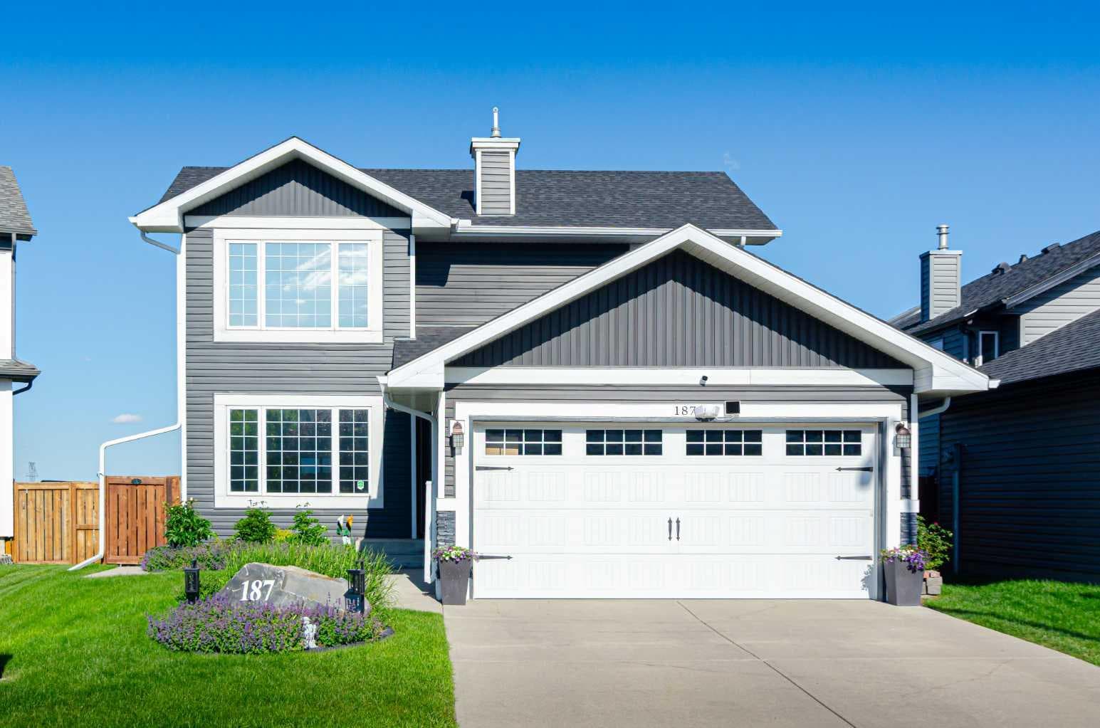 187 Covington Close NE