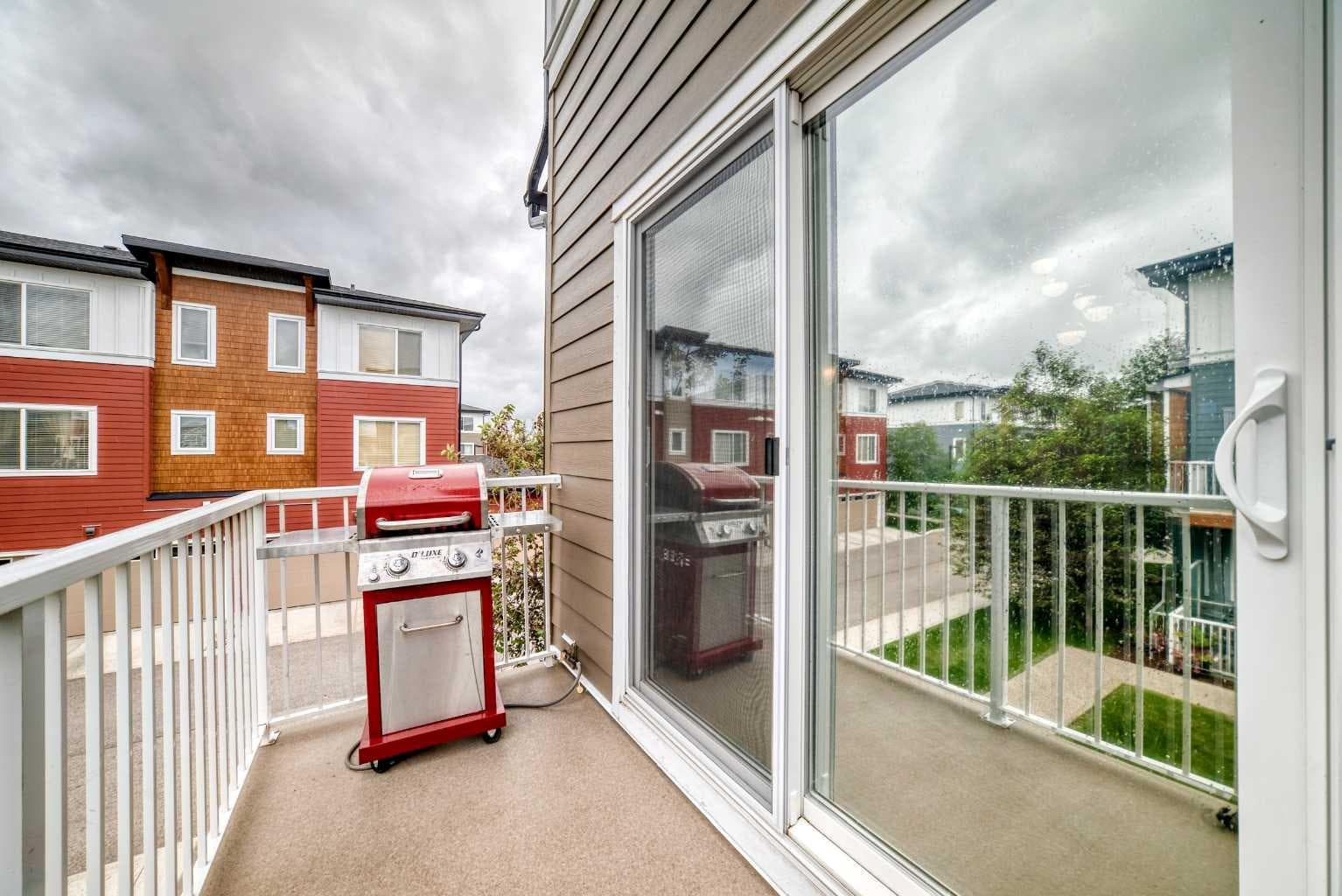 30, 111 Rainbow Falls Gate 
