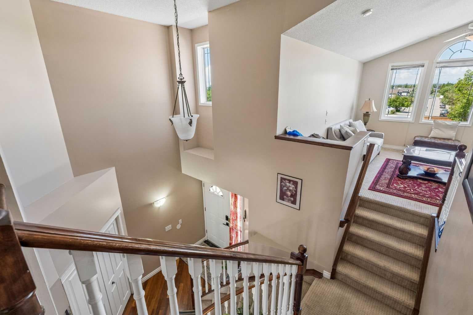 86 Tuscany Ravine Road NW