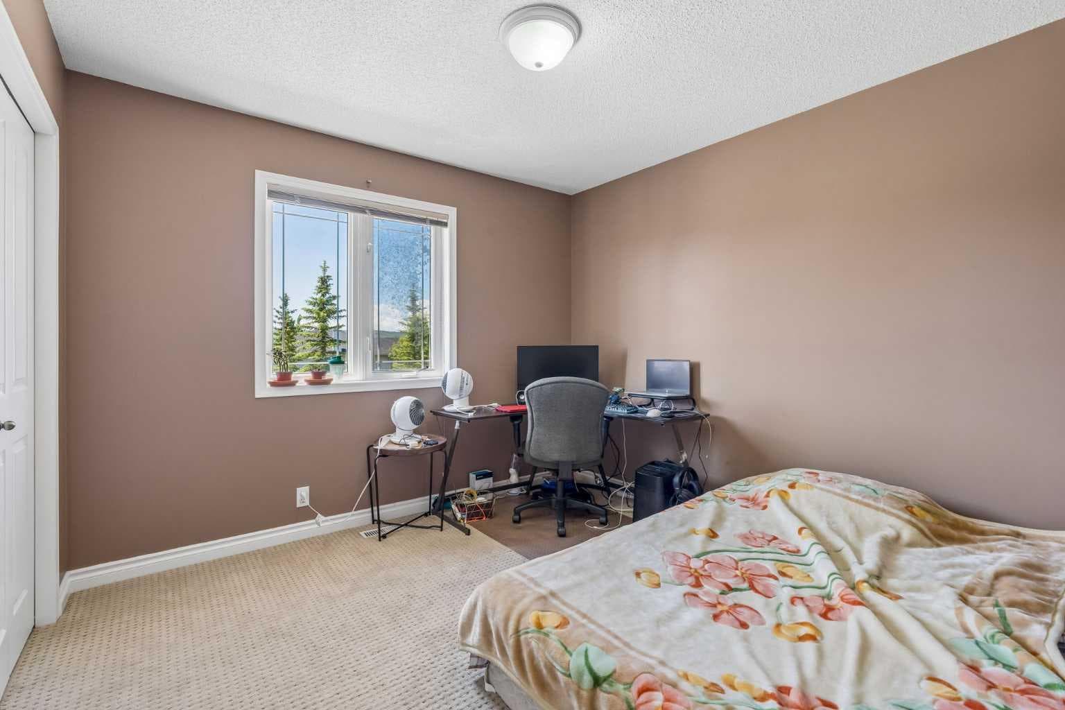 86 Tuscany Ravine Road NW