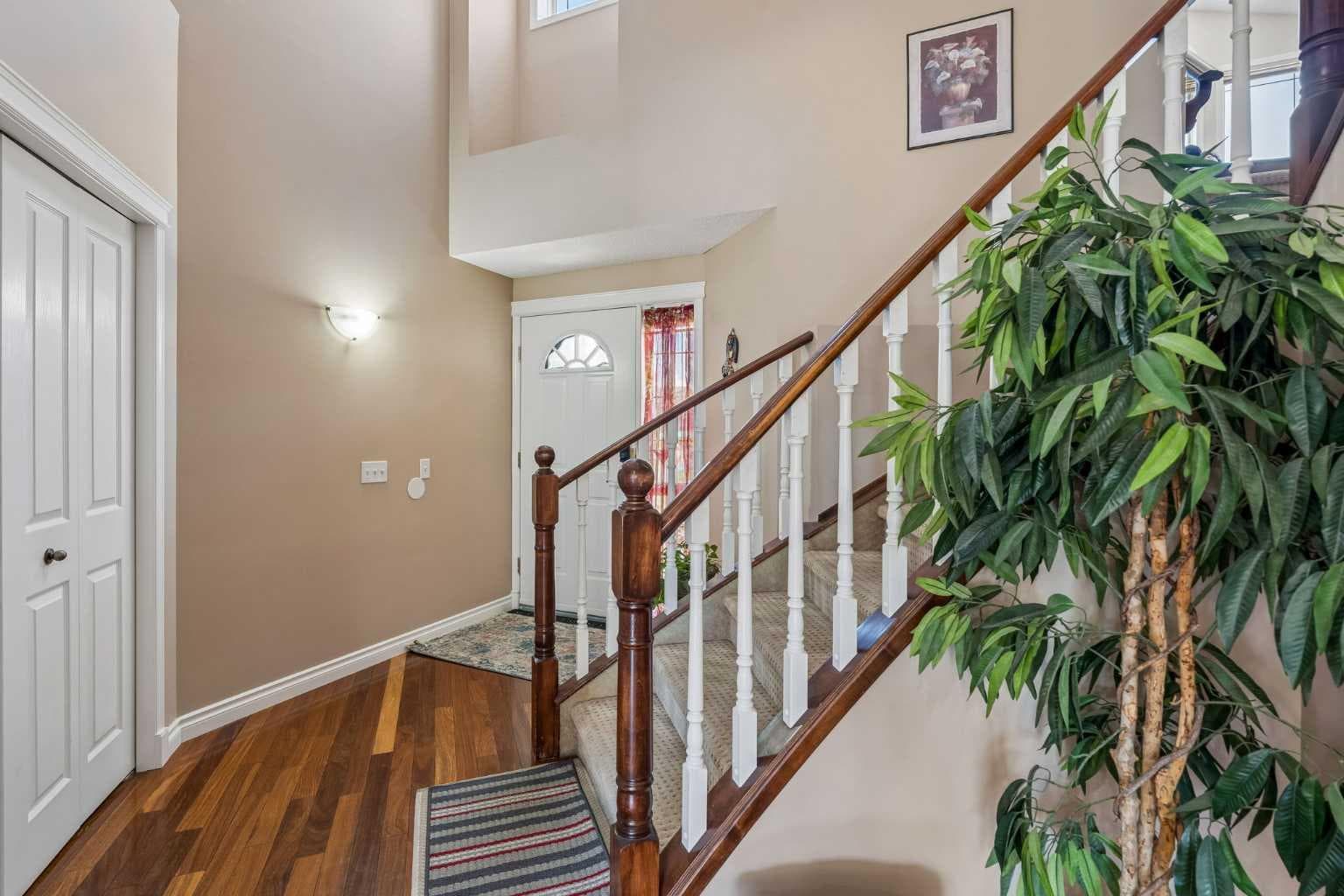 86 Tuscany Ravine Road NW