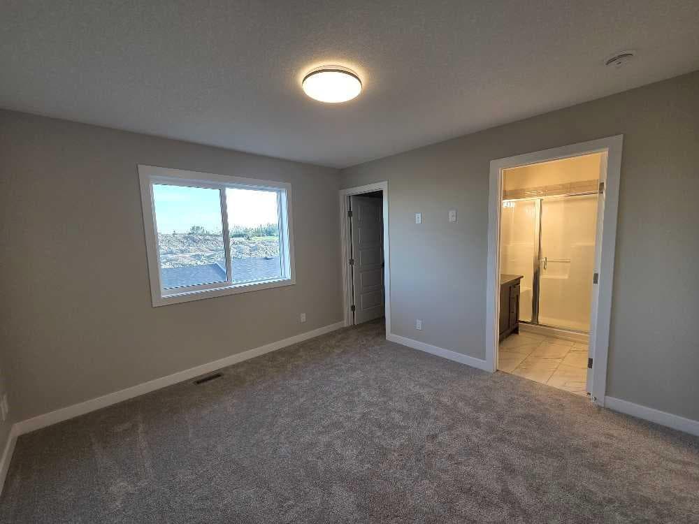 1122 Cobblestone Boulevard SW