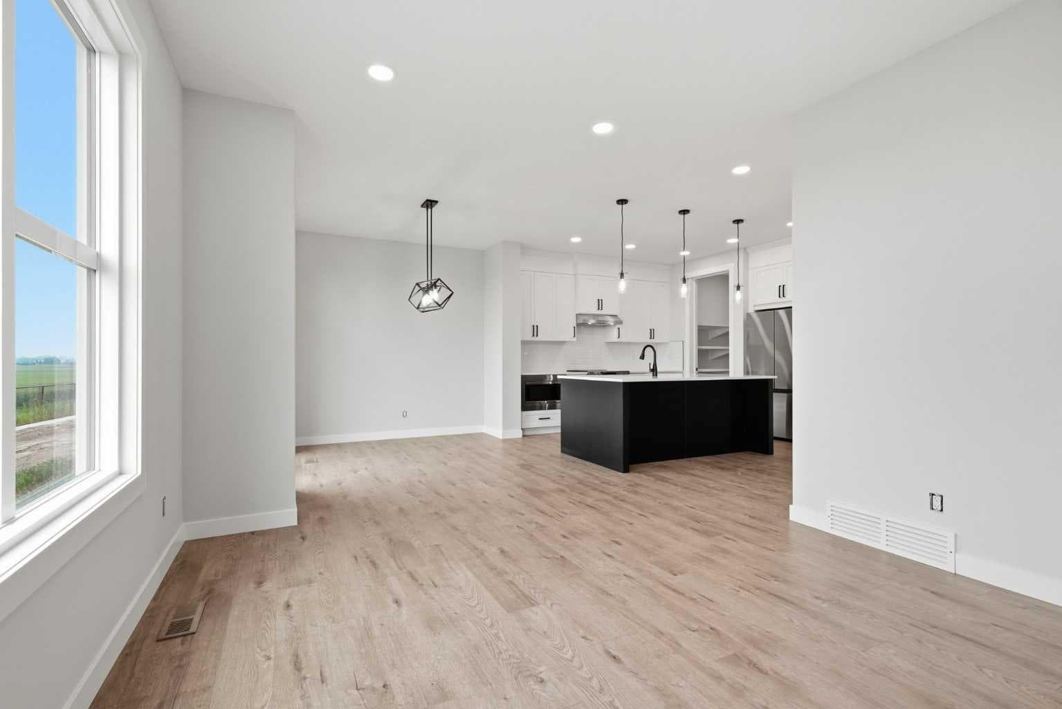 446 Kinniburgh Loop 