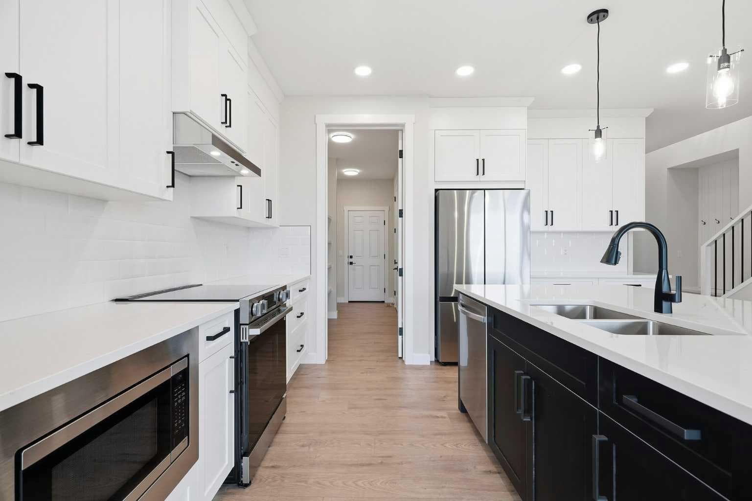 446 Kinniburgh Loop 
