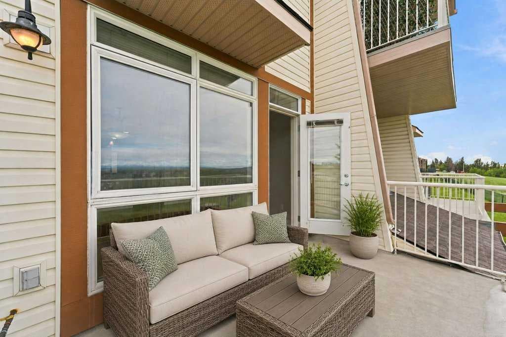 11, 133 Rockyledge View NW
