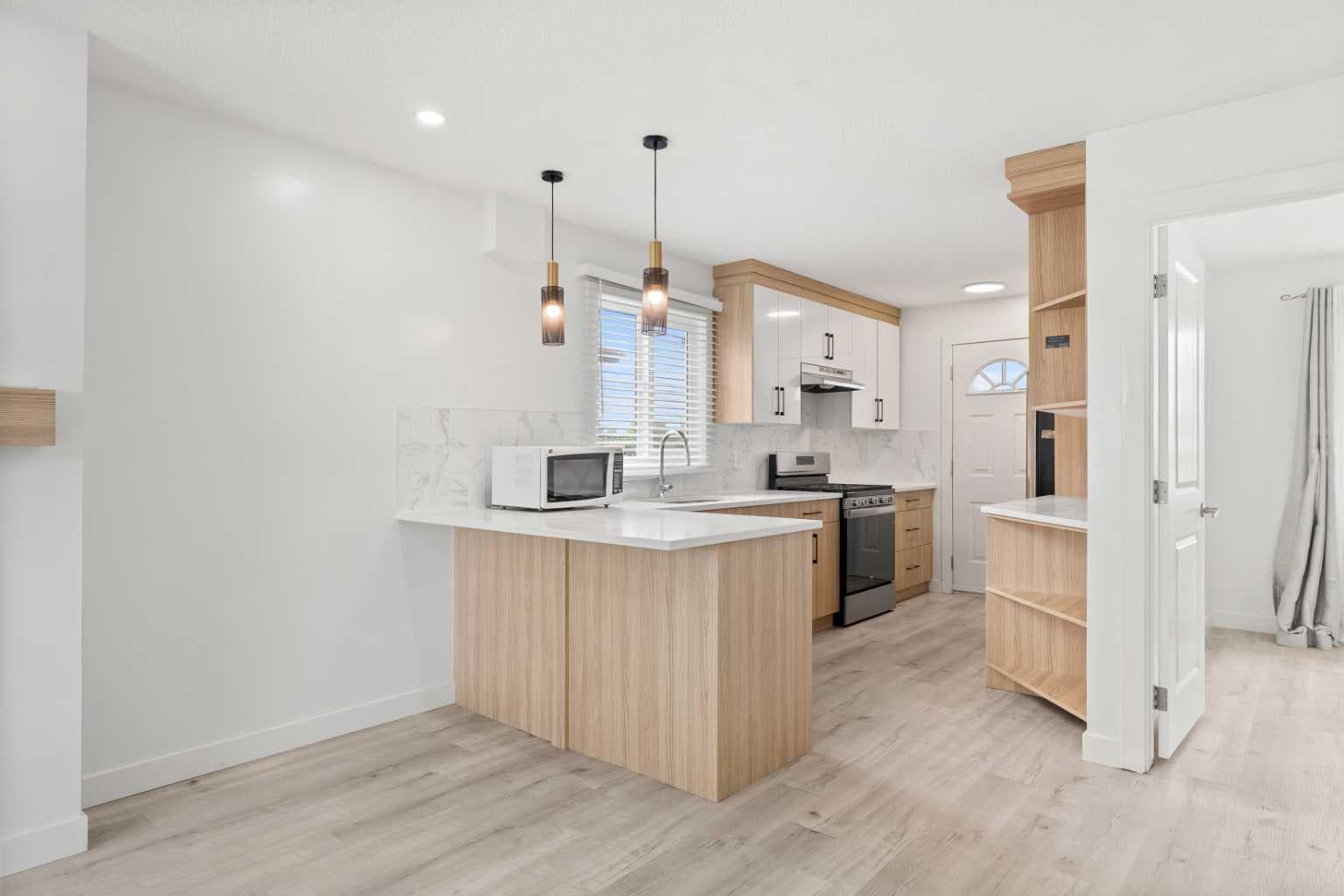 424 Penbrooke Crescent SE
