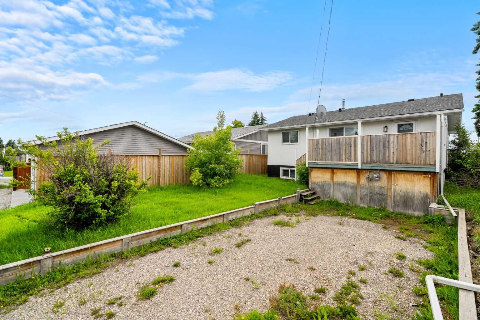 424 Penbrooke Crescent SE