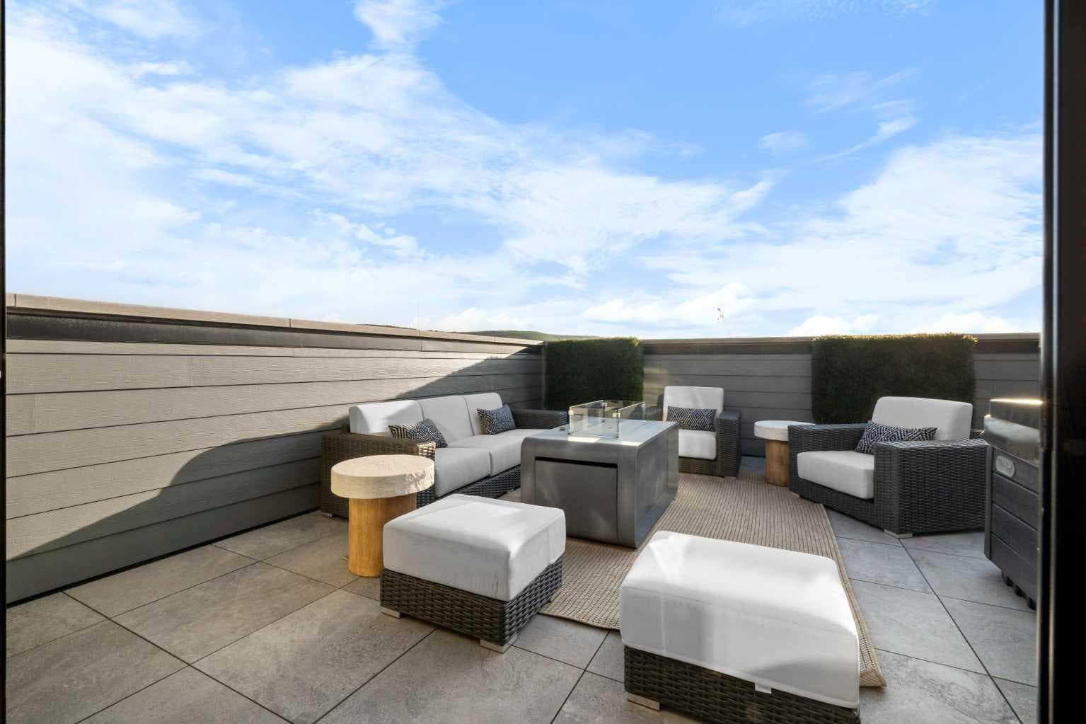 44 Greenwich Heath NW