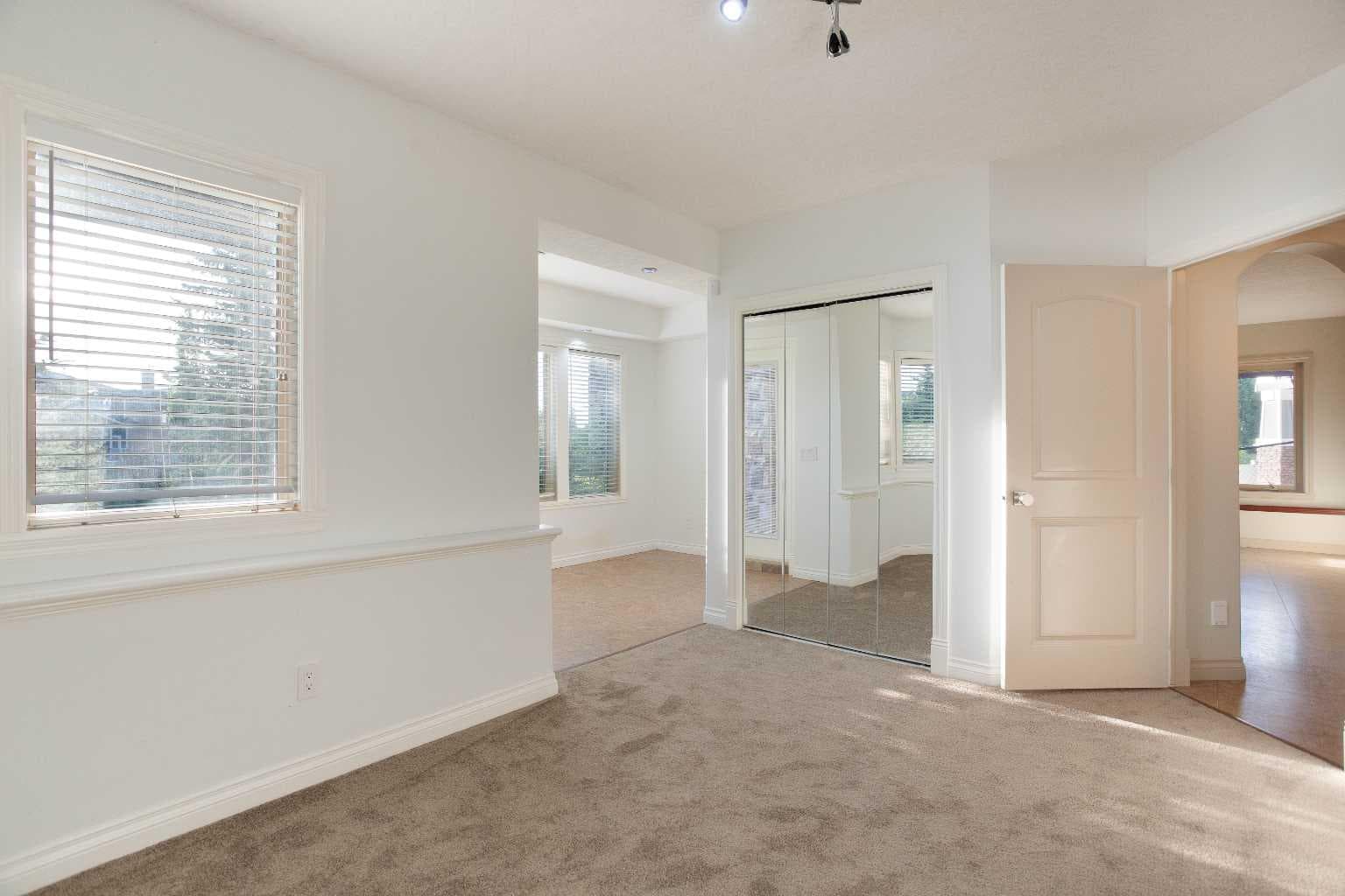 135 Coopers Hill SW