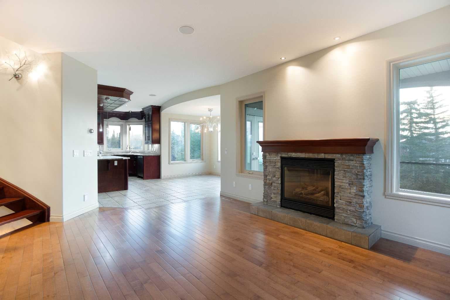 135 Coopers Hill SW