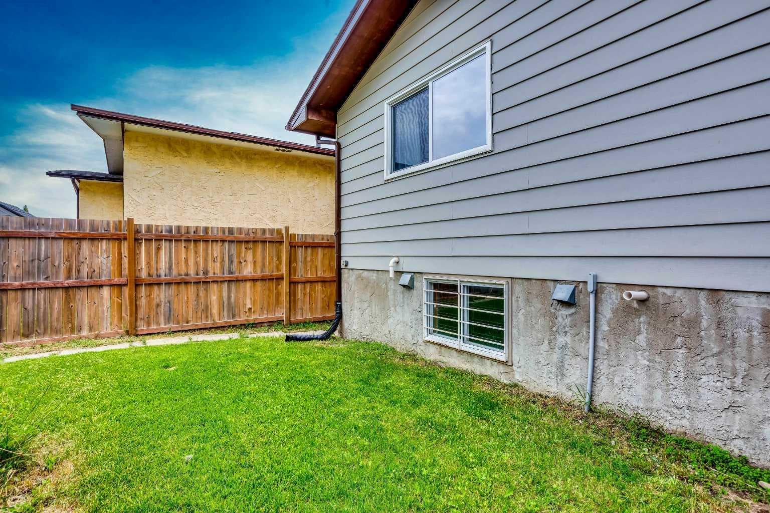3627 Cedarille Drive SW
