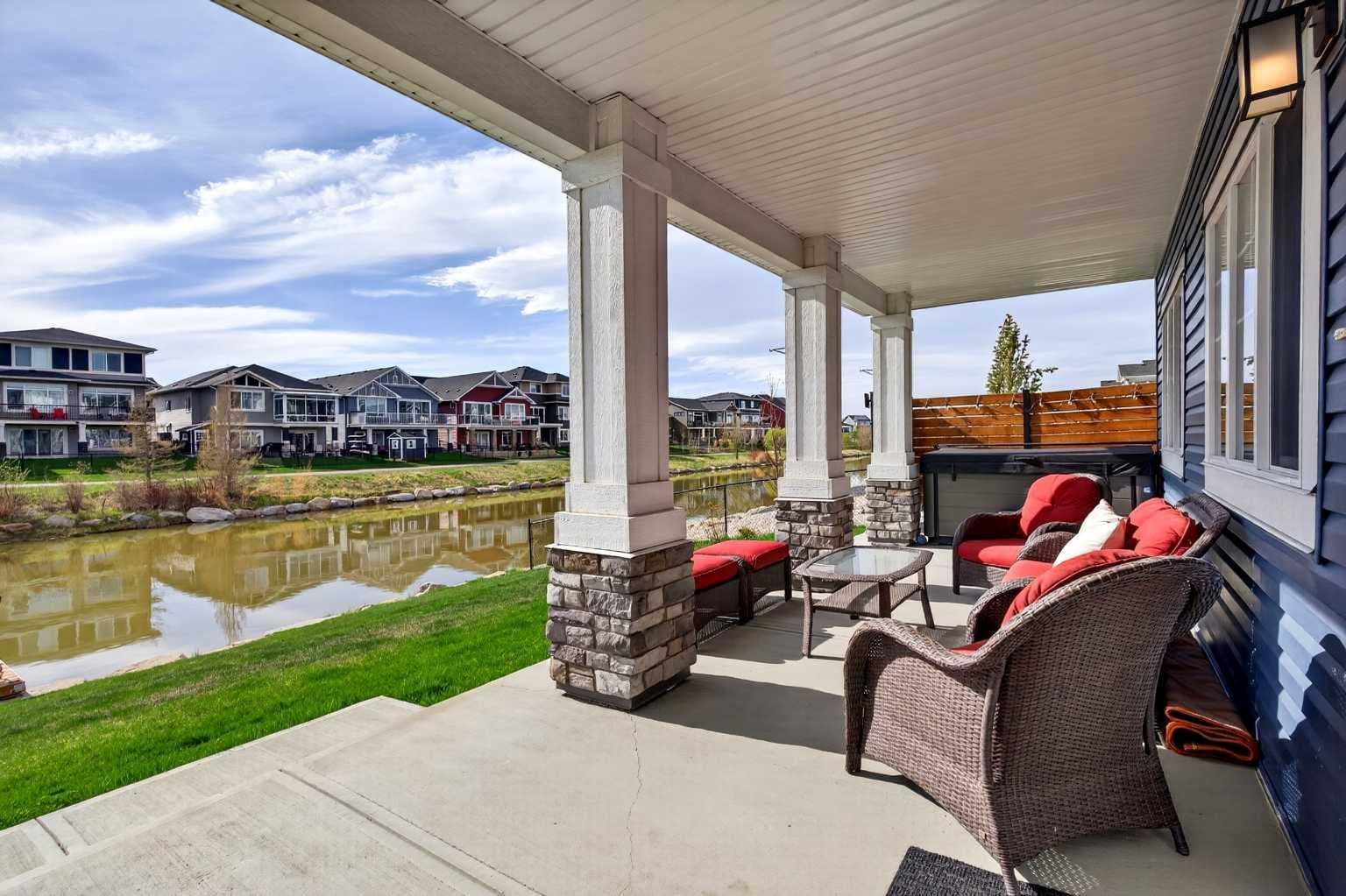 1147 Bayside Drive SW