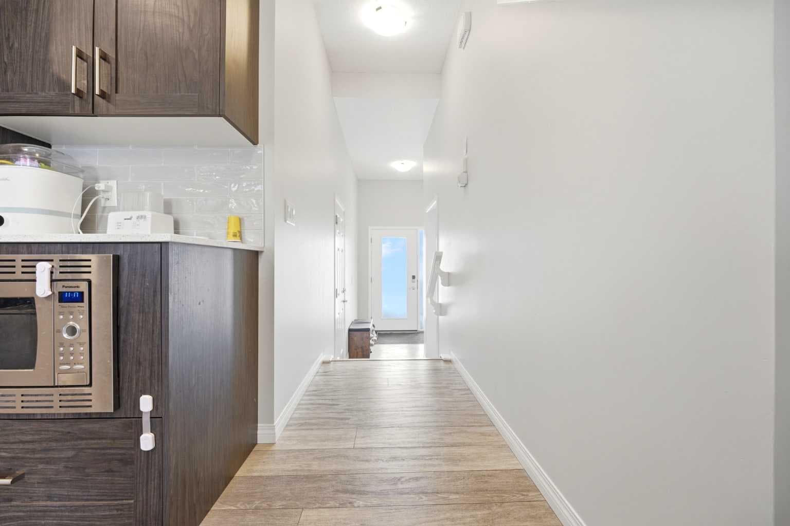121 Carringvue Park NW