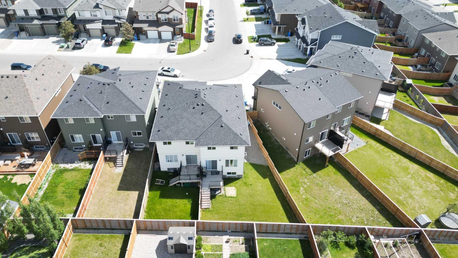 121 Carringvue Park NW