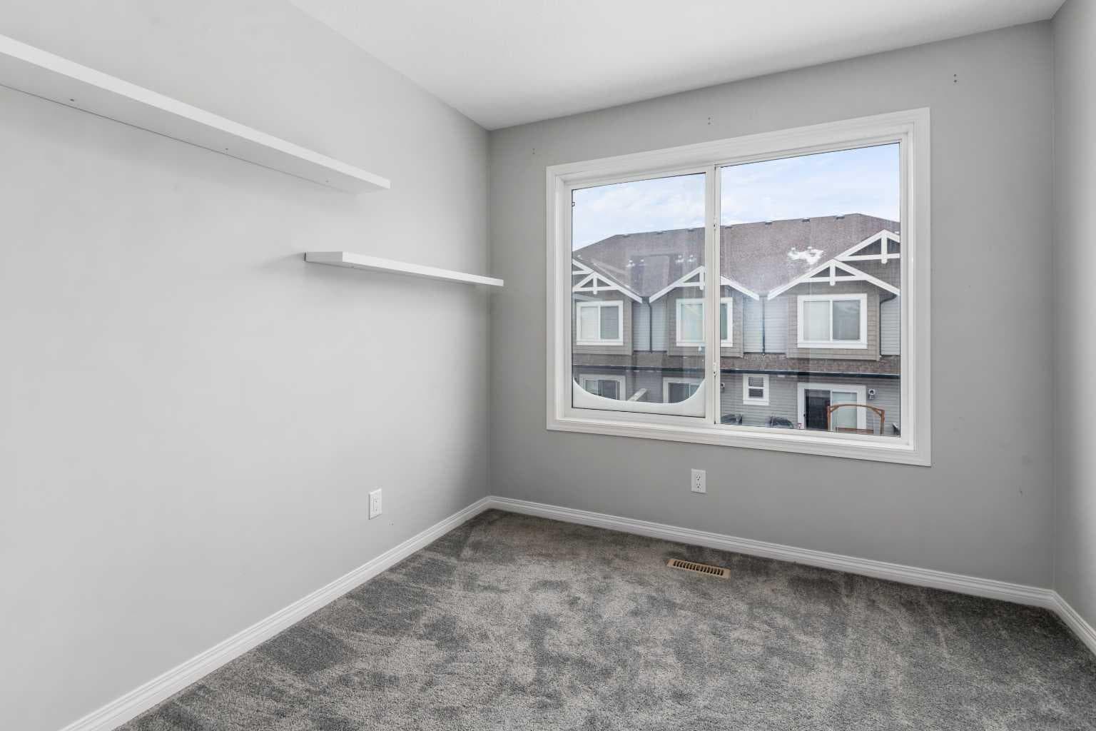 506, 280 Williamstown Close NW