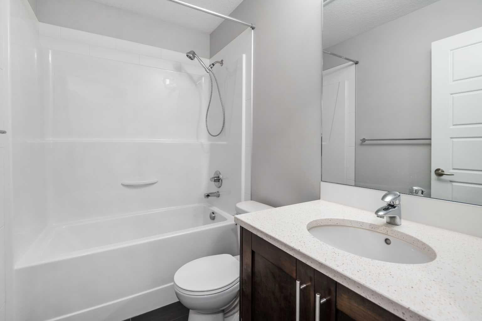 506, 280 Williamstown Close NW