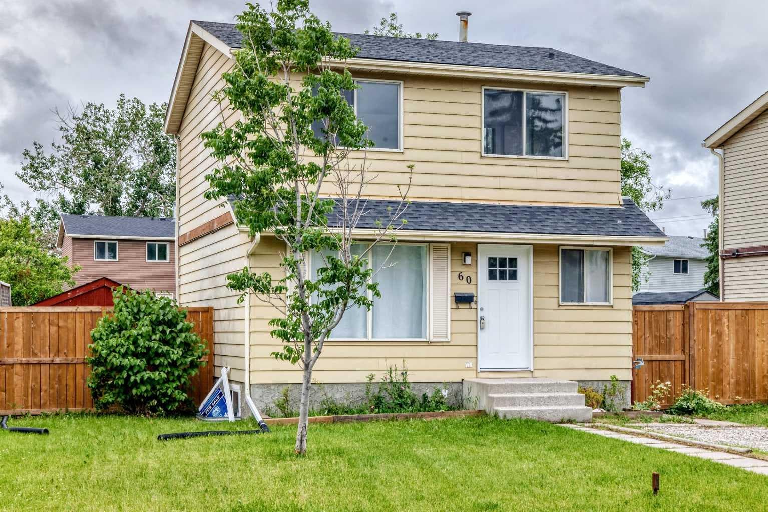 60 Erin Mount Crescent SE