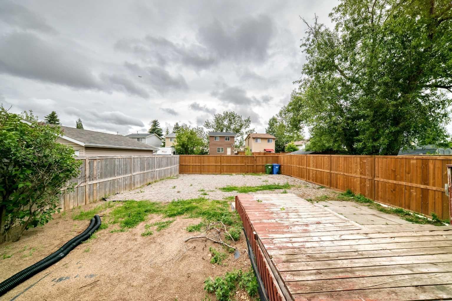 60 Erin Mount Crescent SE