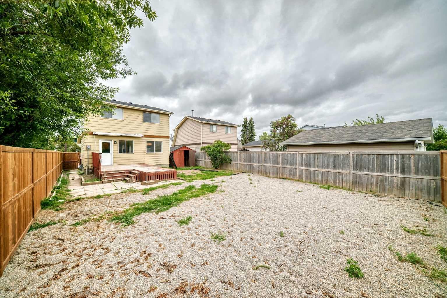 60 Erin Mount Crescent SE